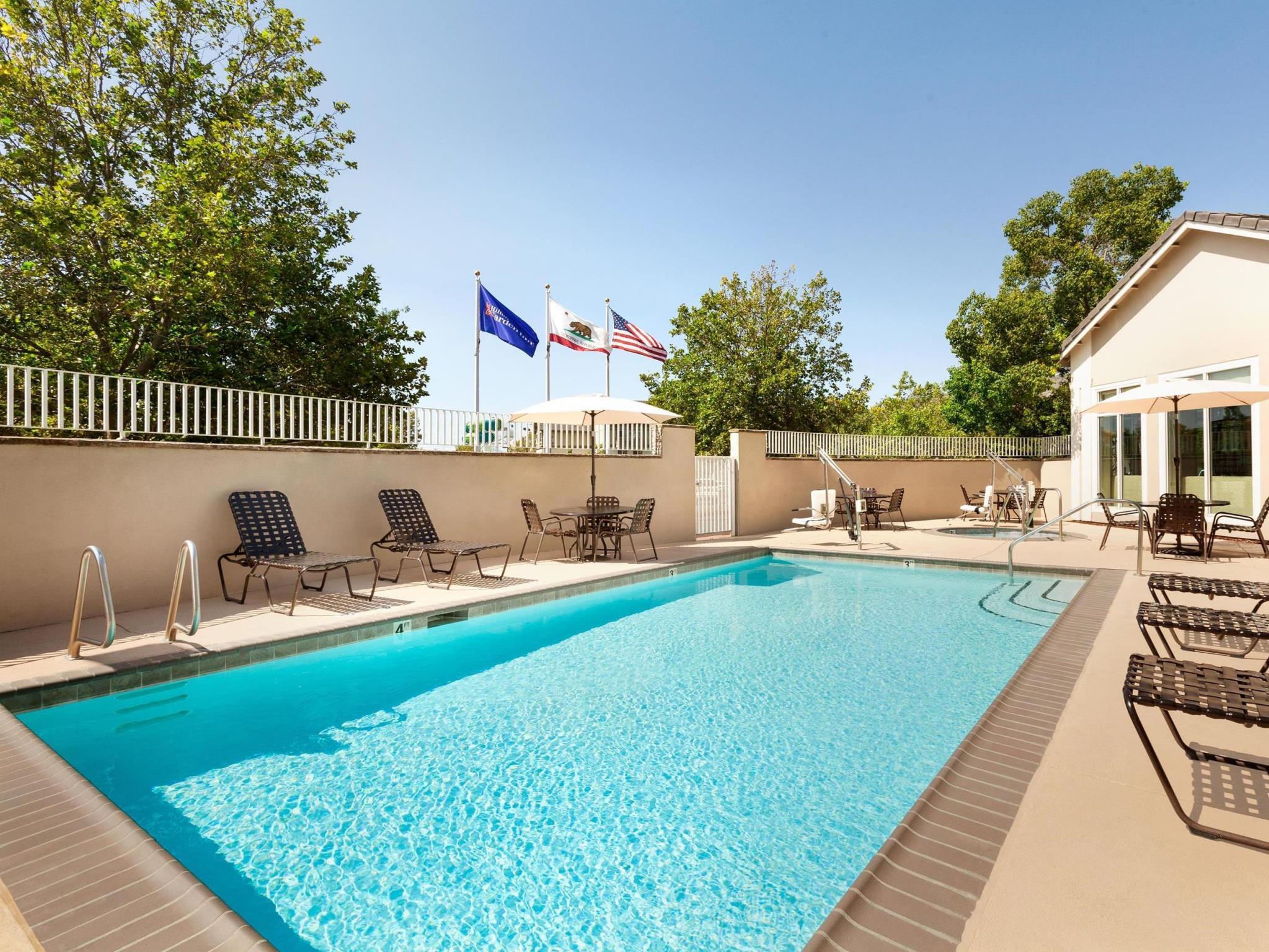 Hilton Garden Inn Roseville Zewnętrze zdjęcie