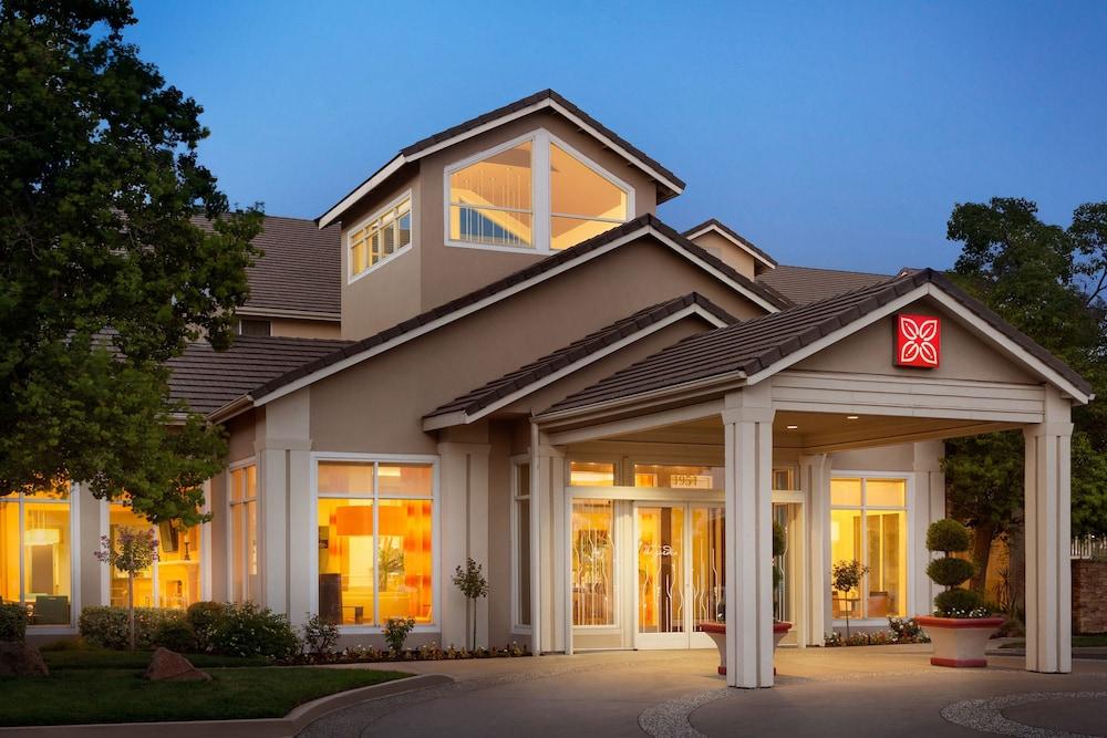 Hilton Garden Inn Roseville Zewnętrze zdjęcie