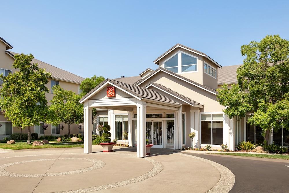Hilton Garden Inn Roseville Zewnętrze zdjęcie