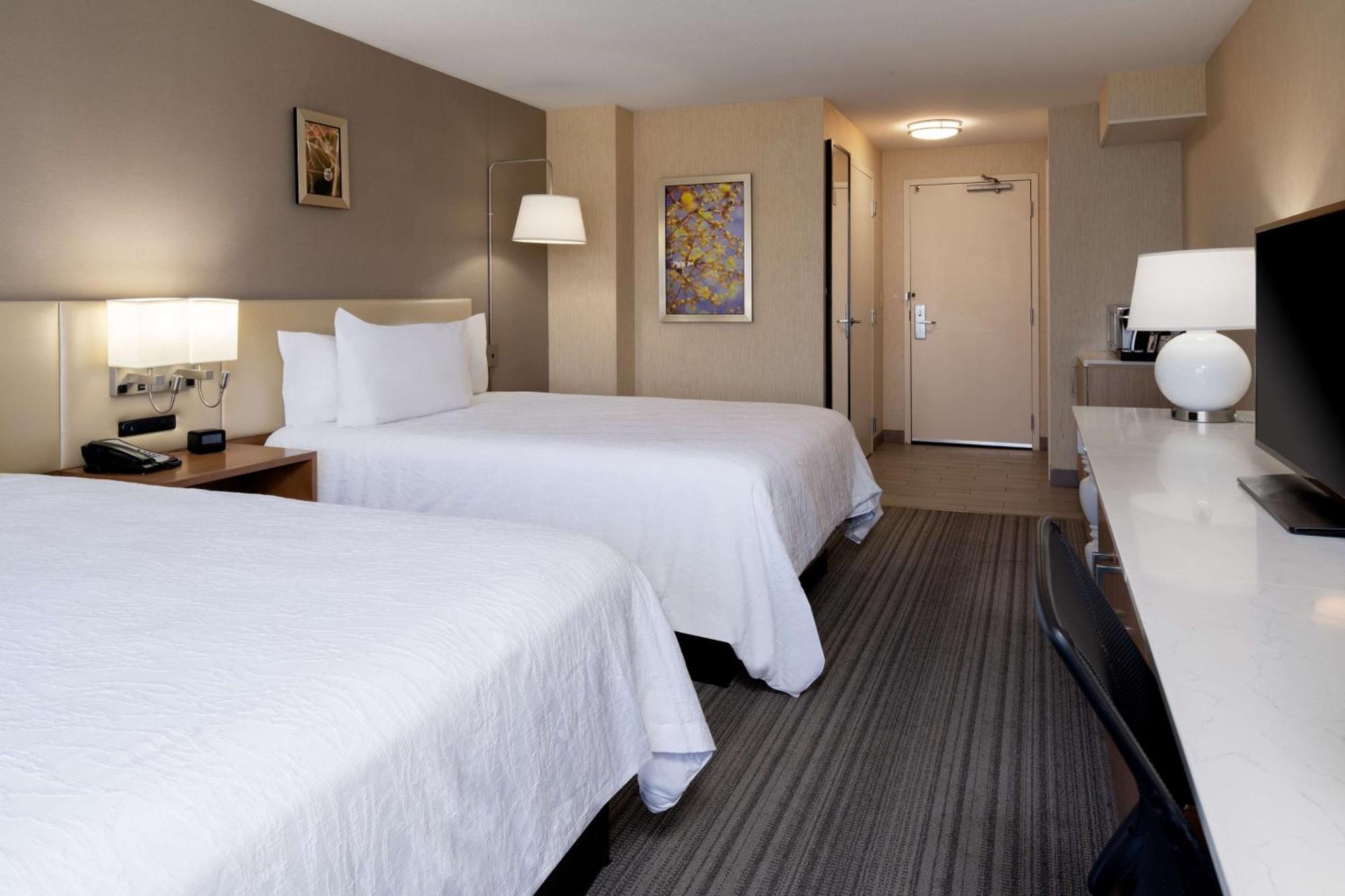 Hilton Garden Inn Roseville Zewnętrze zdjęcie