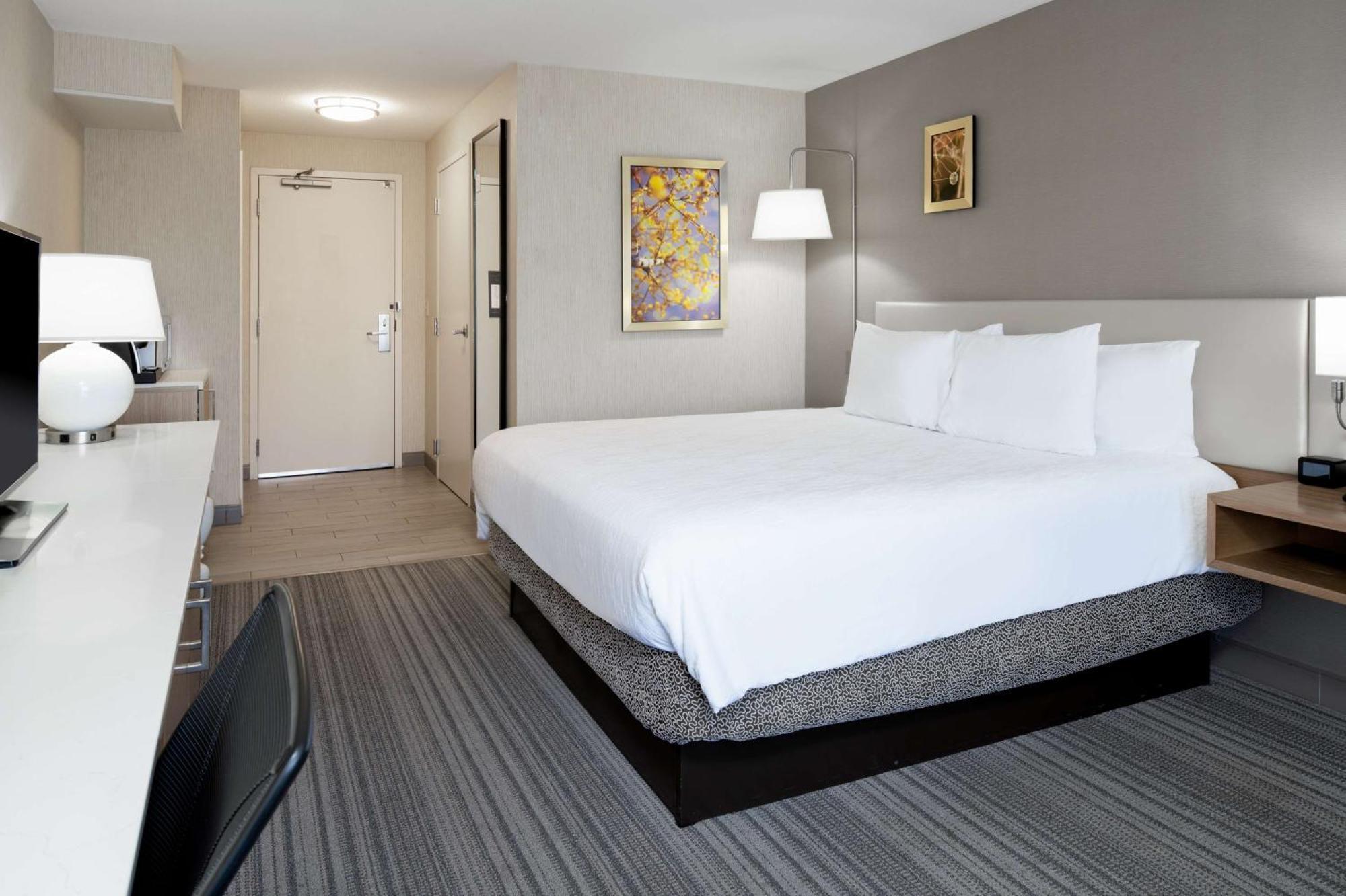 Hilton Garden Inn Roseville Zewnętrze zdjęcie