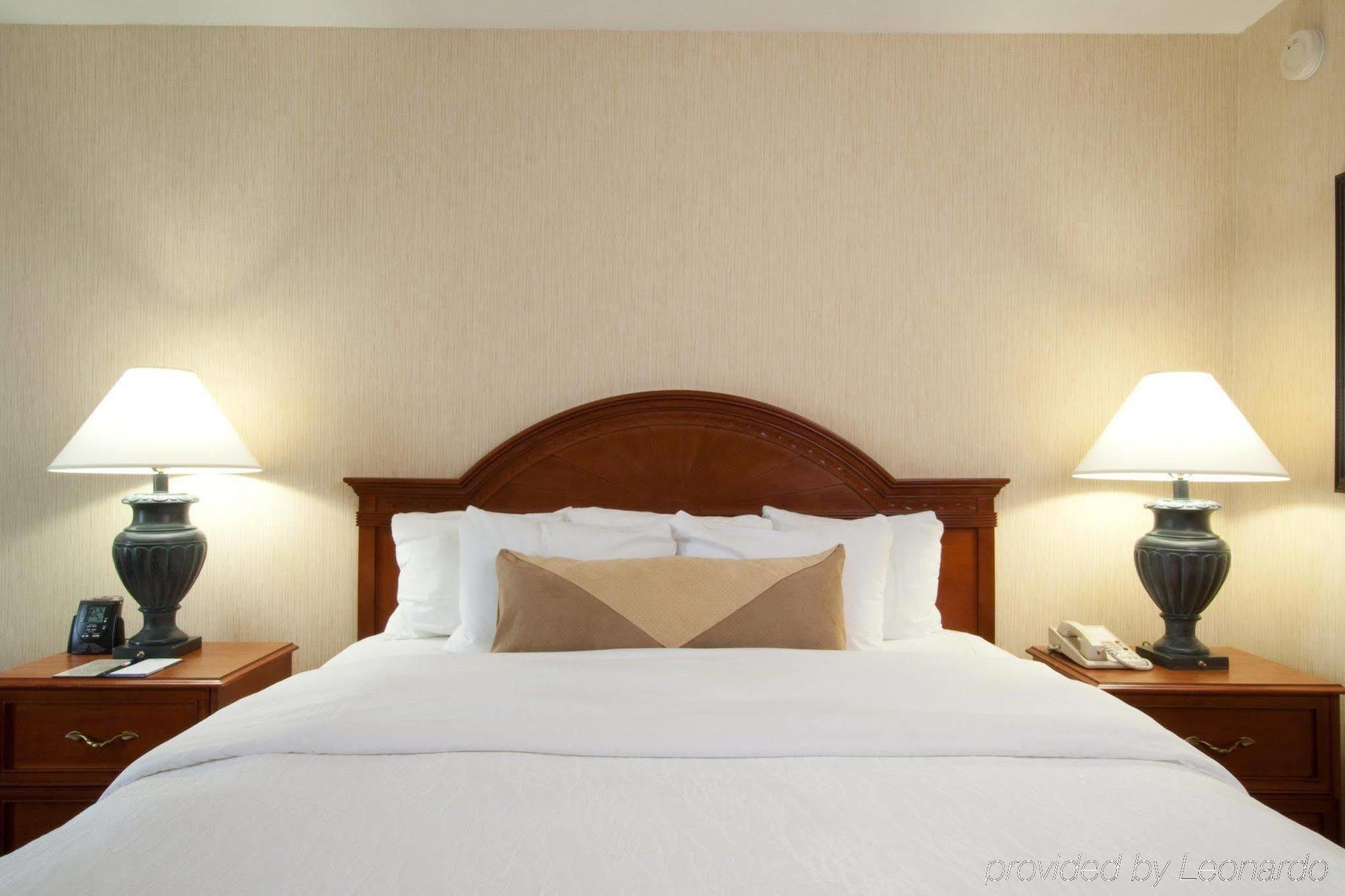 Hilton Garden Inn Roseville Pokój zdjęcie